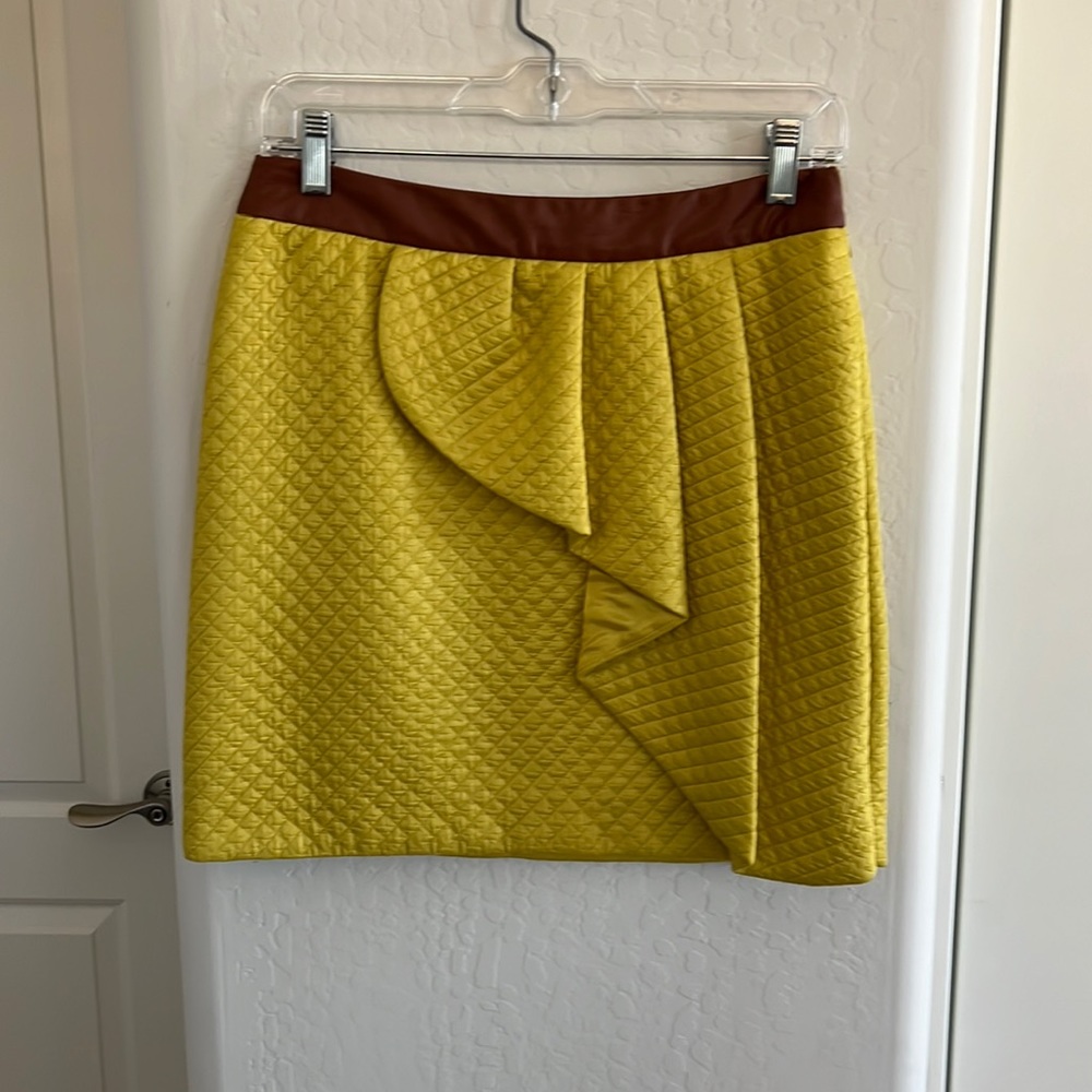 Anthropologie. Mustard yellow skirt.  Size 6.